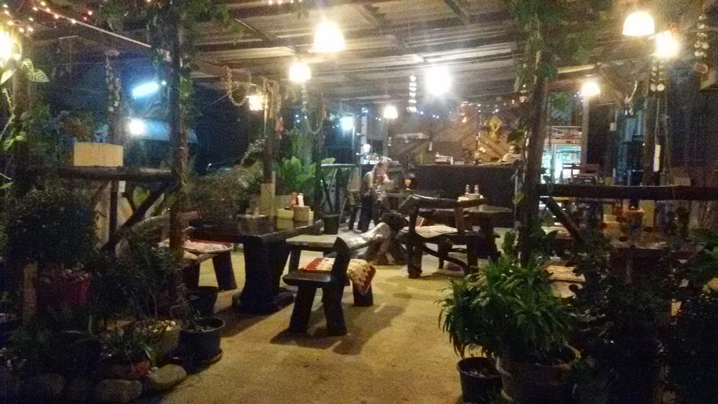 Sangjun Guesthouse Trat Buitenkant foto