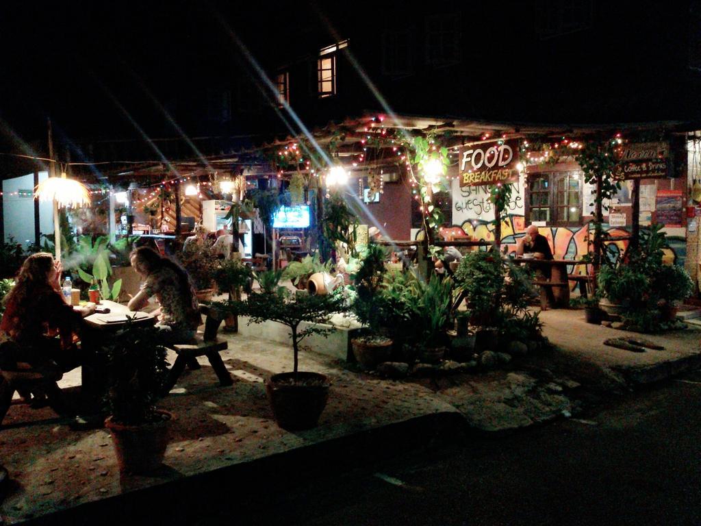 Sangjun Guesthouse Trat Buitenkant foto