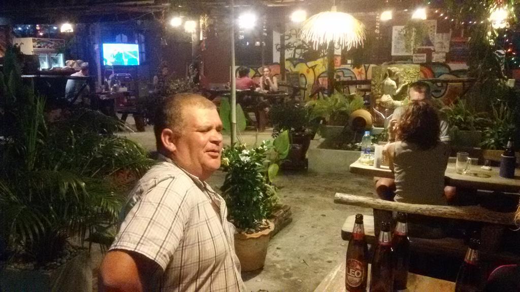 Sangjun Guesthouse Trat Buitenkant foto