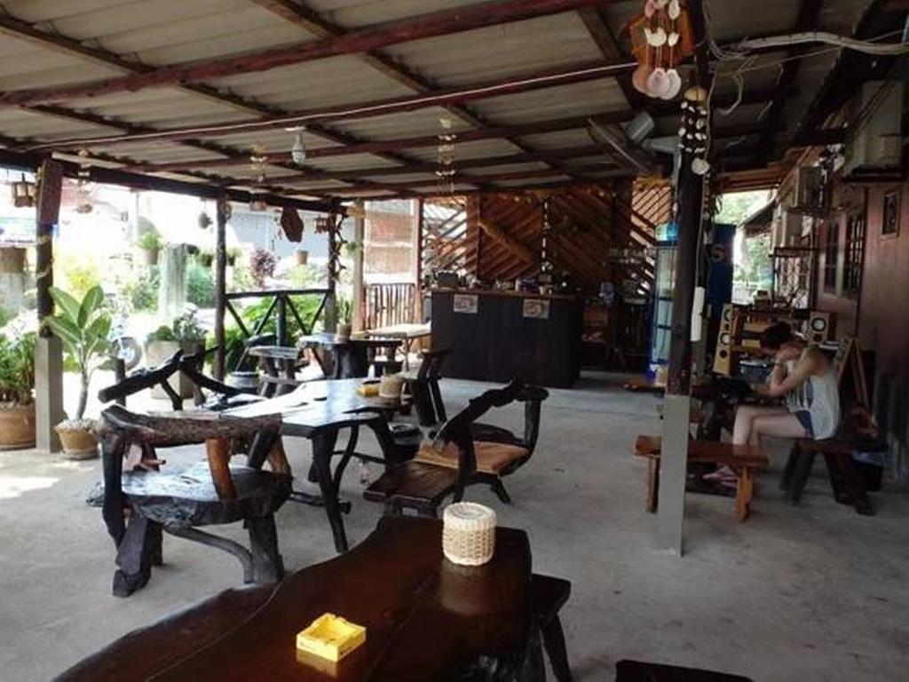 Sangjun Guesthouse Trat Buitenkant foto