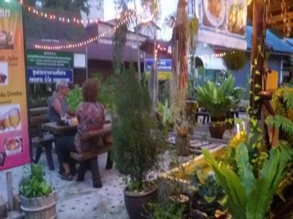 Sangjun Guesthouse Trat Buitenkant foto