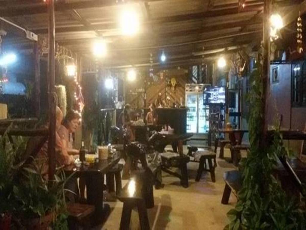 Sangjun Guesthouse Trat Buitenkant foto