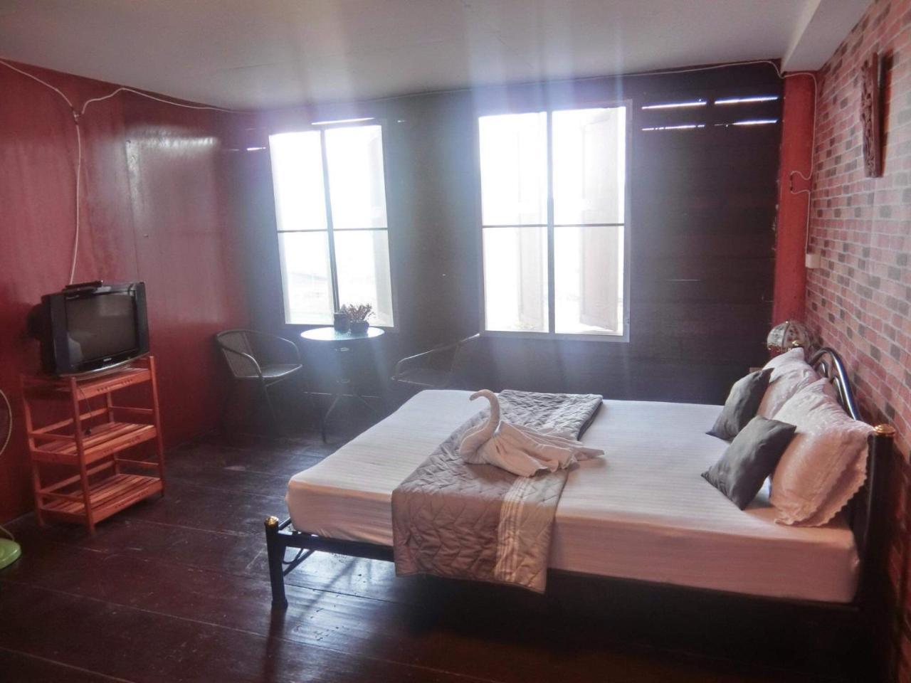 Sangjun Guesthouse Trat Buitenkant foto
